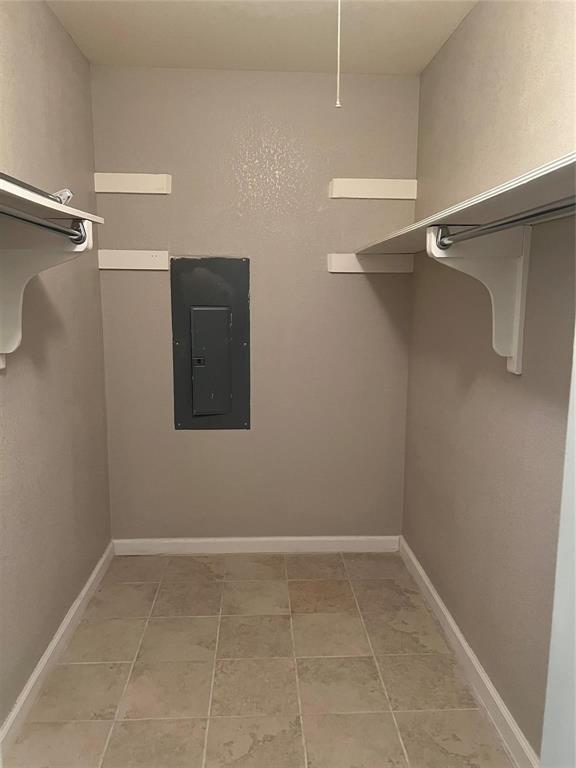 Meadows 01 - Residential Lease