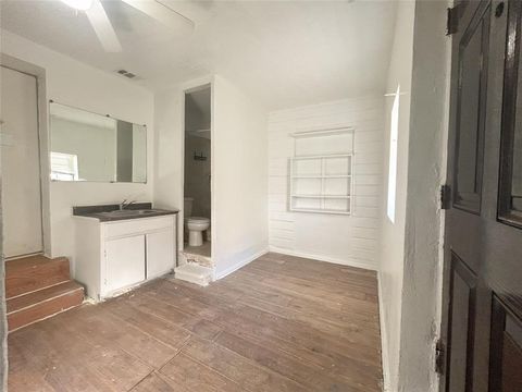 Tiny photo for 2404 Klondike Drive, Dallas, TX 75228 (MLS # 21101518)