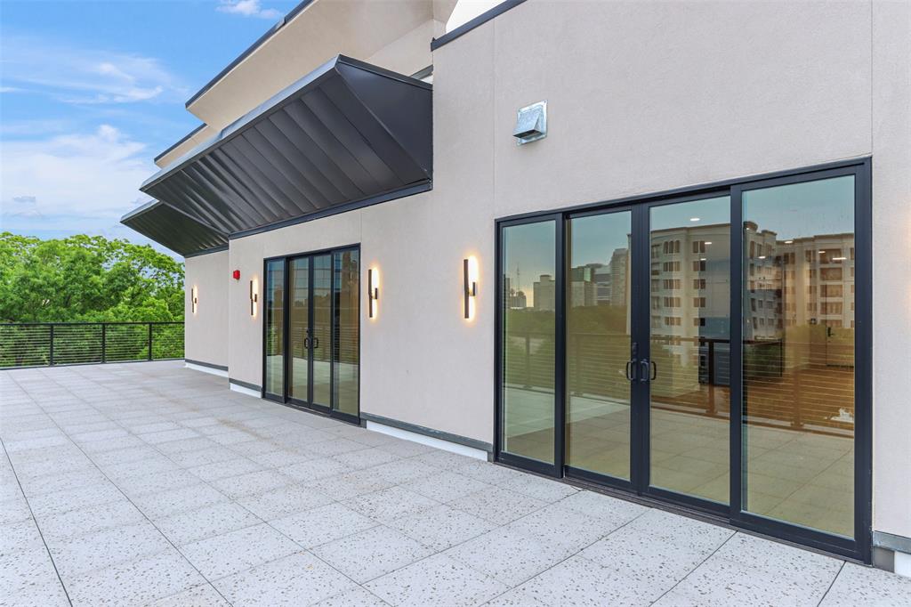 3601 Routh Street PH-4C