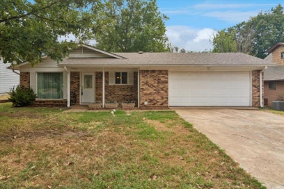 1109 S Valentine Drive Sherman TX 75090