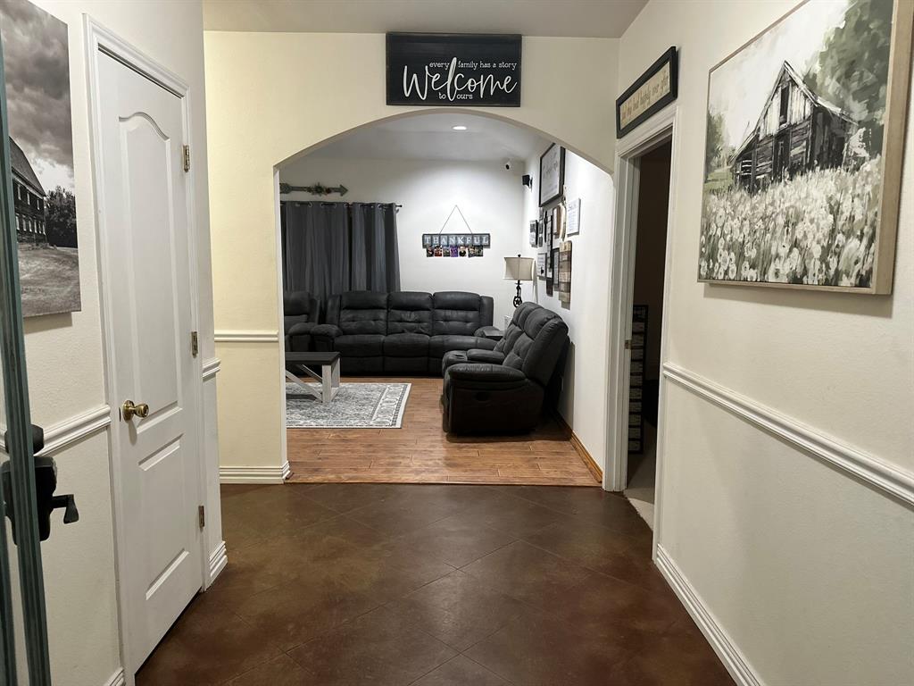 201 W Oak Street