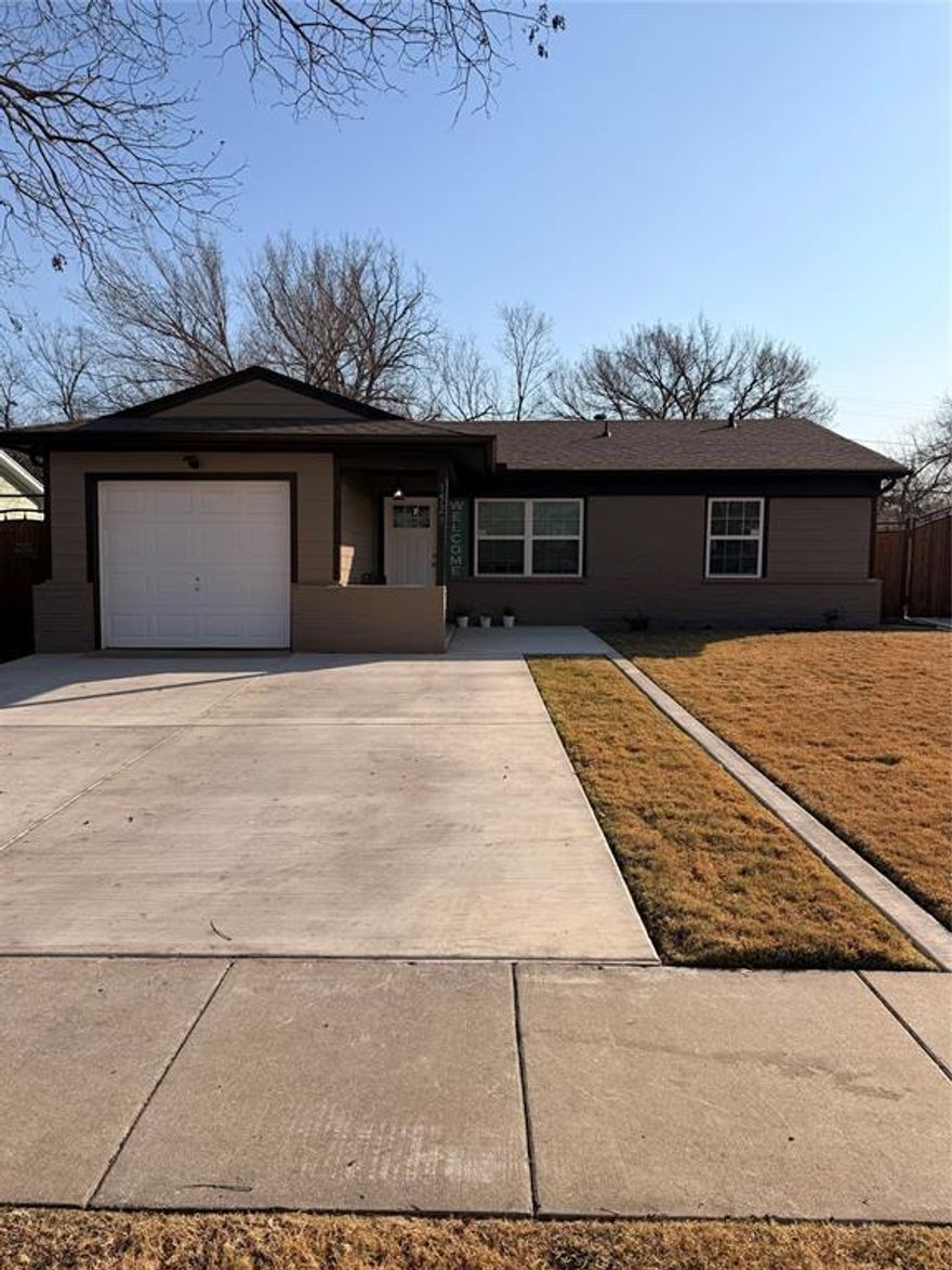 Well maintained single family home in Arlington, TX offering 3 bedrooms and 1 full bath—an excellent opportunity for first time buyers. This recently renovated home is move in ready and features new vinyl flooring throughout. The kitchen is equipped with stainless steel appliances and provides a practical, efficient layout. Exterior highlights include an extended driveway for additional parking, a second driveway with direct access to the backyard, and full fencing for added privacy. Enjoy a large backyard with plenty of space for outdoor living or future possibilities. Conveniently located near shopping, dining, and major roadways.