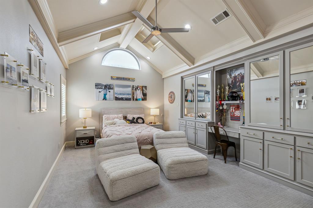 Willow Bend Lakes Ph Four - Residential