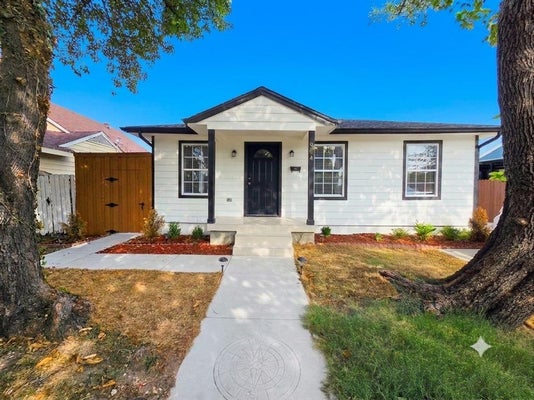 914 NE 17TH ST, GRAND PRAIRIE, TX 75050 - Image aeeb6bc98de092f01a9186836e8d9b11/3106117270
