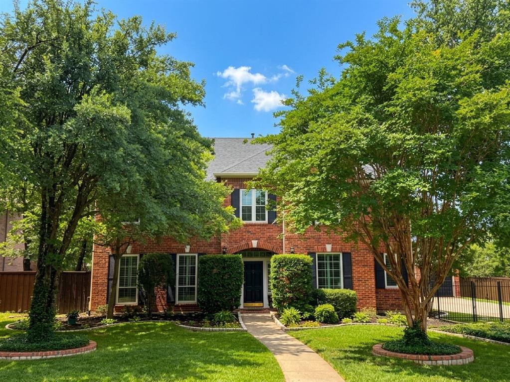 1803 Redwing Court