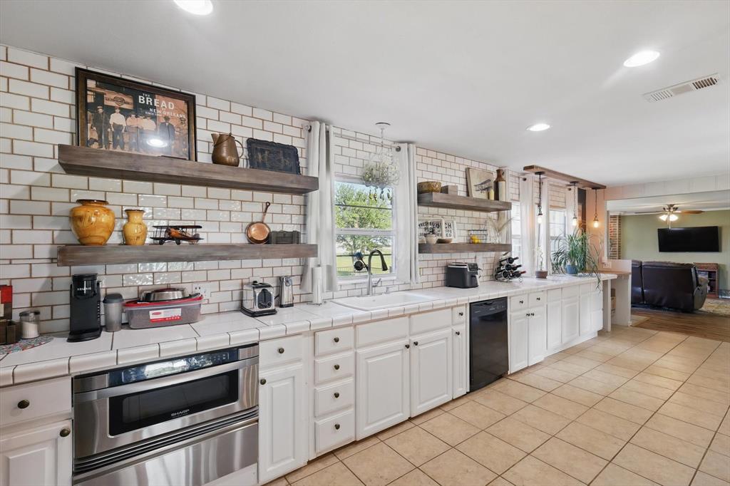 177 Graben Lane