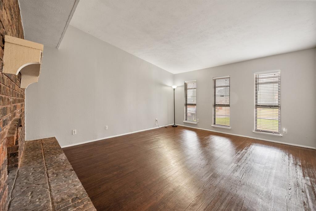 Woodfield Add Arlington - Residential