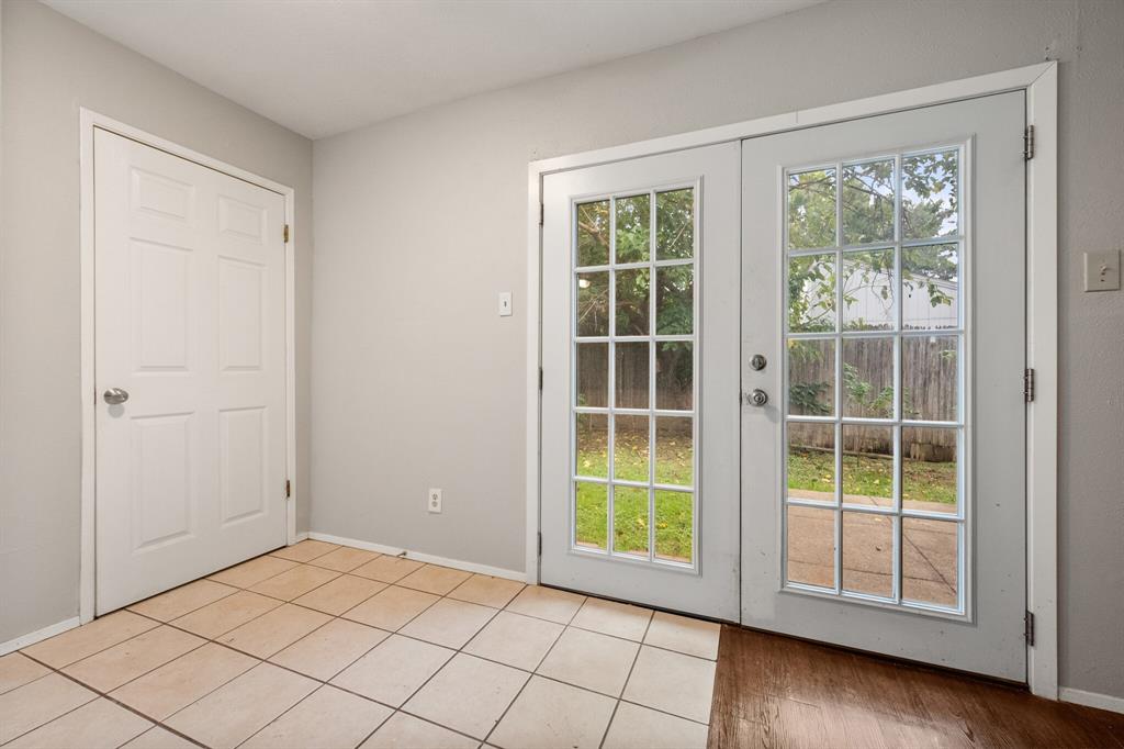 Woodfield Add Arlington - Residential