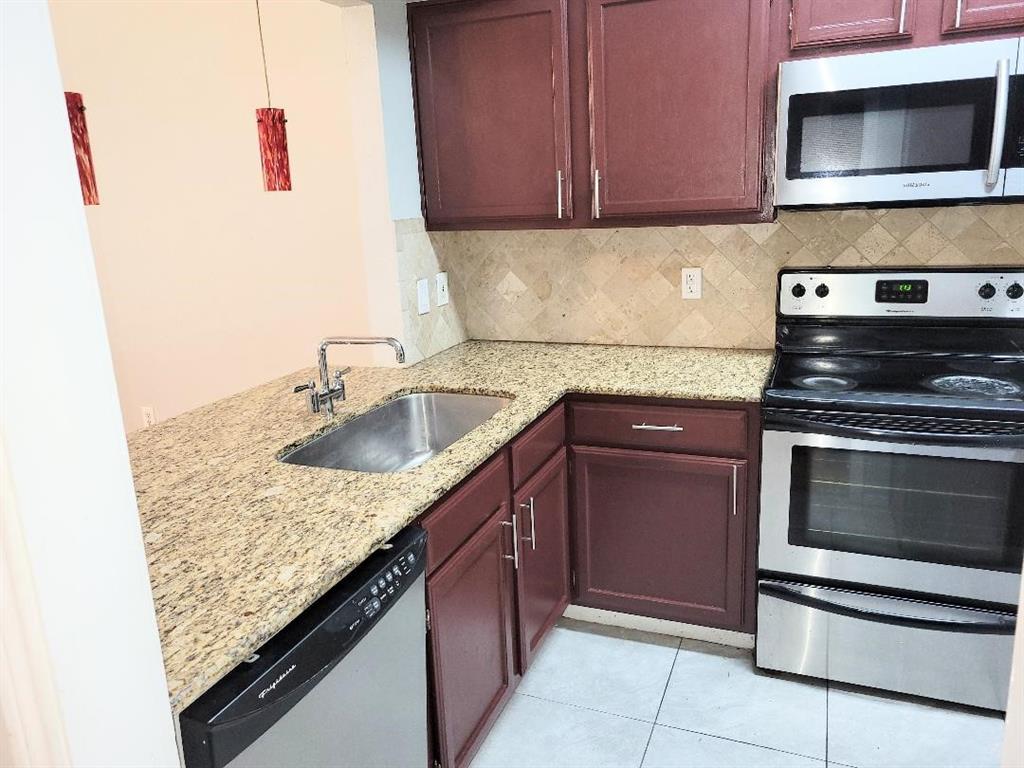 Quorum View Condo - Residential