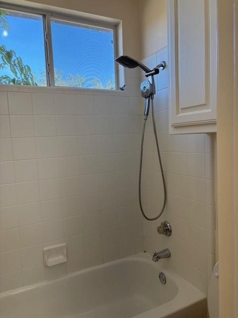 OAK TREE - Residential Lease