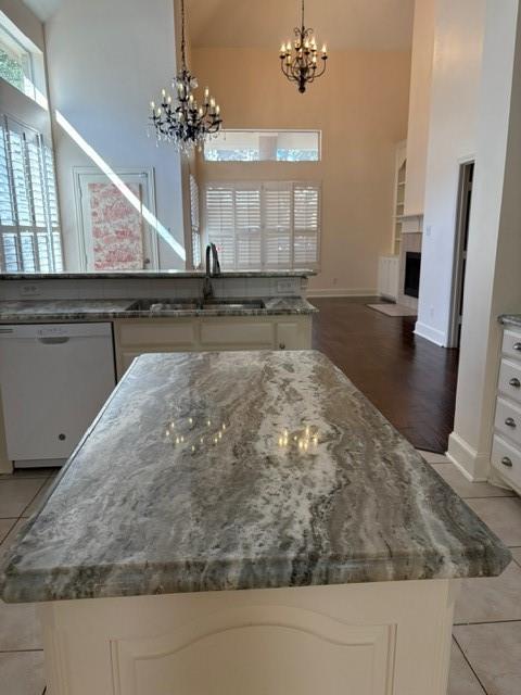 OAK TREE - Residential Lease