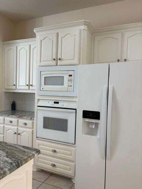 OAK TREE - Residential Lease