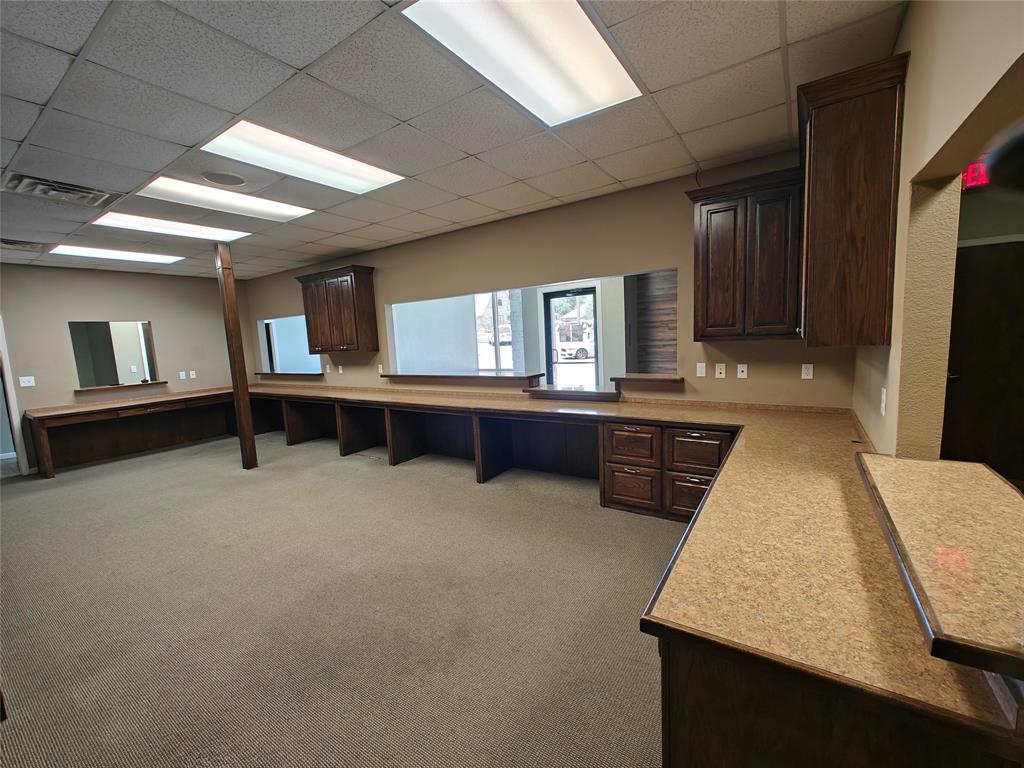 Western Hills Add Sec 5 - Commercial Lease