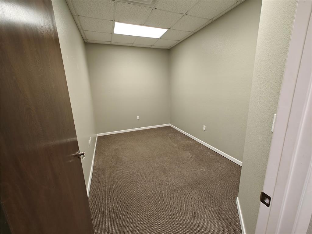 Western Hills Add Sec 5 - Commercial Lease