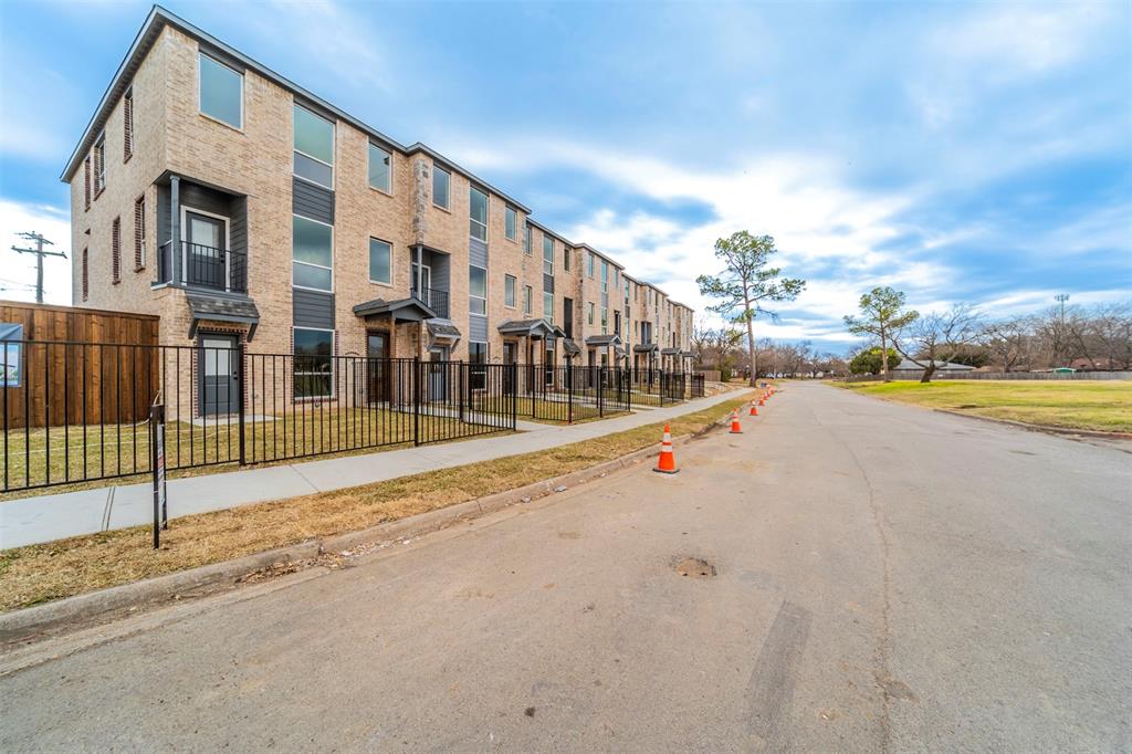 Plaza Heights Addition - Residential Lease