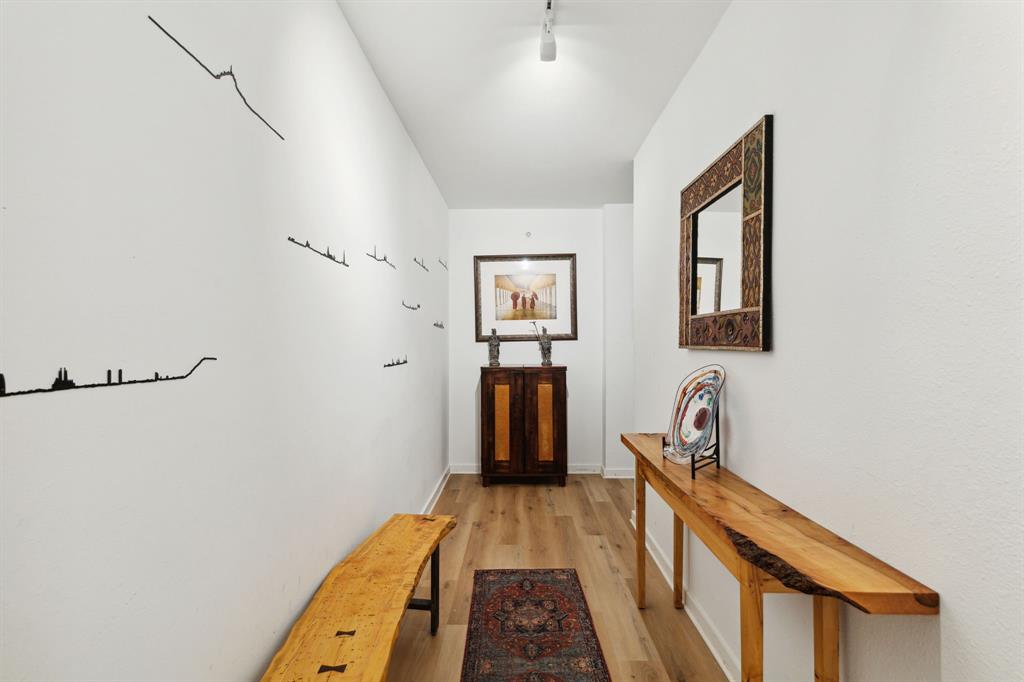 4107 Bowser Avenue 205