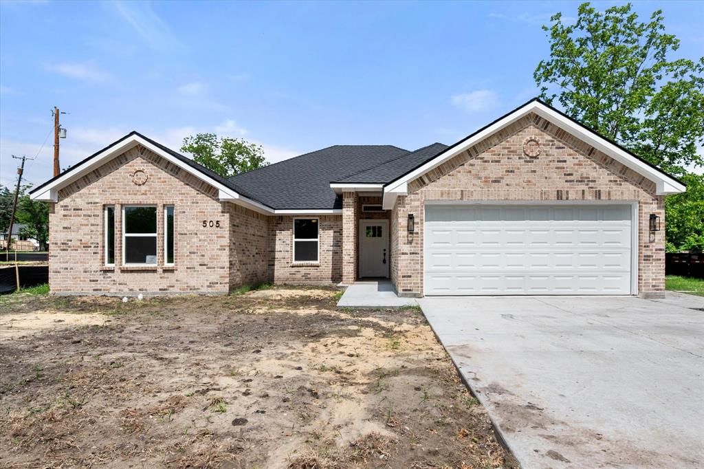Photo of 505 S 36th Street, Corsicana, TX 75110 (MLS # 21251754)