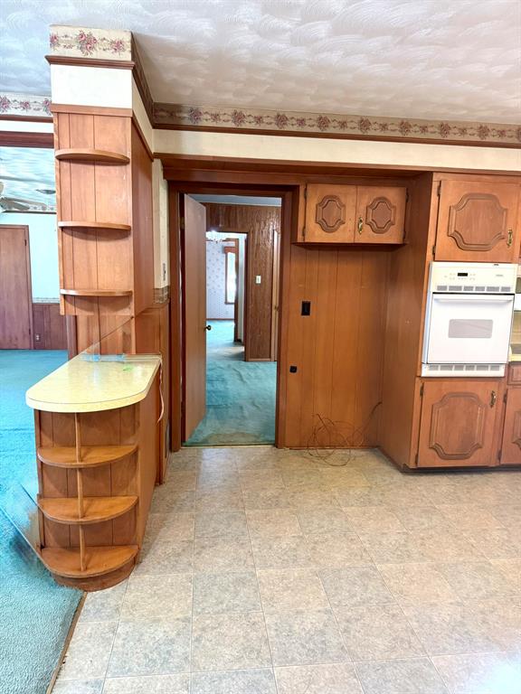 Brown Wc - Residential