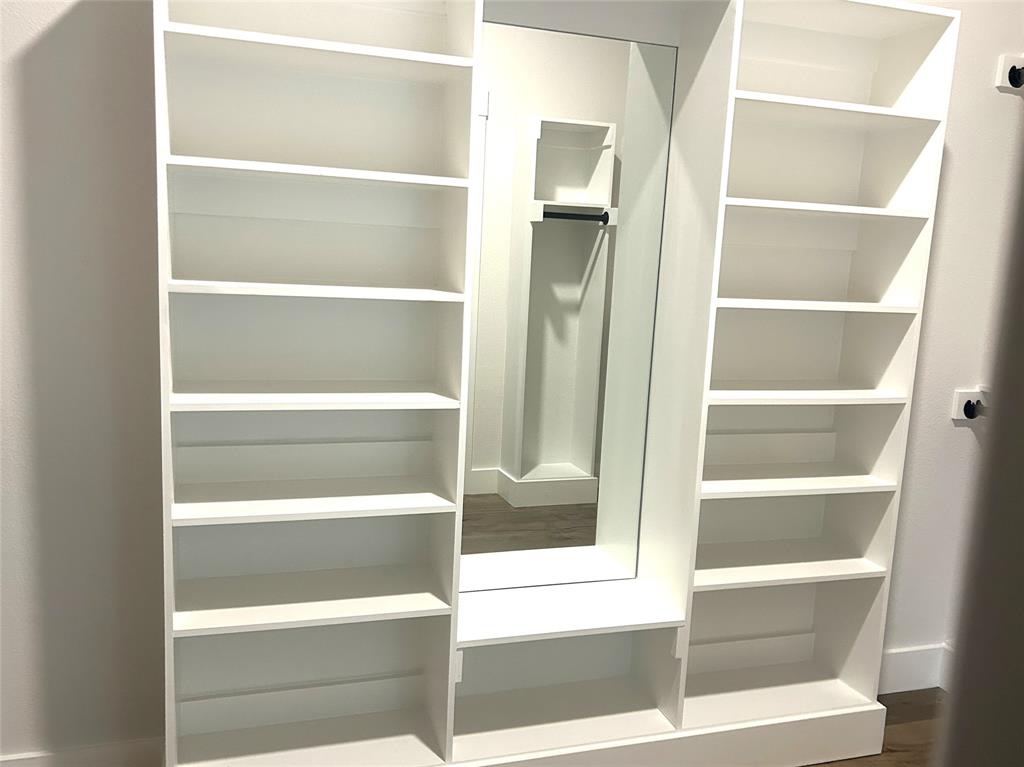 Bois Darc Crk Estates - Residential