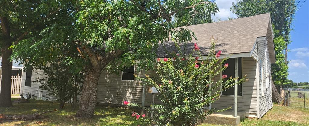 824 Carver Street