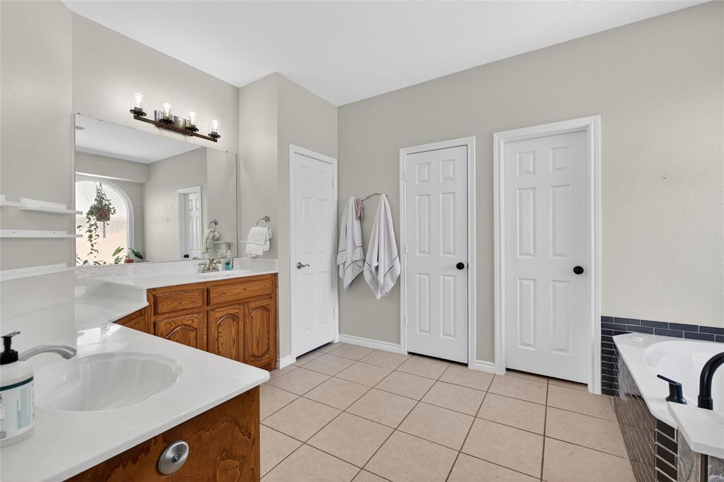 Sendera Ranch - Residential