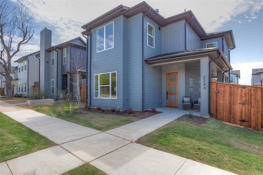 The current Model Home in The Bluffs at River East - Brand new construction in Fort Worth's hottest Urban Villages - Scenic Bluffs - 3 beds, 2.1 baths but more than anything it's the community and lifestyle that is what is so attractive here! Be a part of a diverse and vibrant community and area of Fort Worth in this home filled with engineered flooring, cabinets to ceiling in kitchen, quartz counters, tankless water heater, private side patio, stainless range, microwave, vent, dishwasher AND French door fridge!  HOA does ALL yard maintenance and common areas.  There is nothing else like The Bluffs in River East this close to Downtown Fort Worth.  Walk to Trinity Trails, enjoy a unique lifestyle that will be gone once we are finished in The Bluffs...only 4 remaining on Dalford Street.