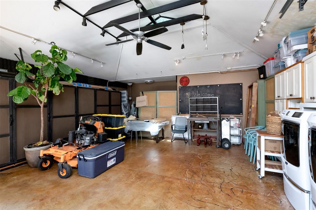 Lake Terrace - Residential