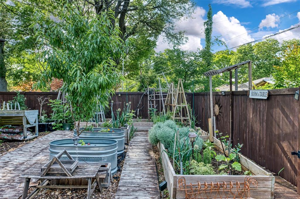 Lake Terrace - Residential