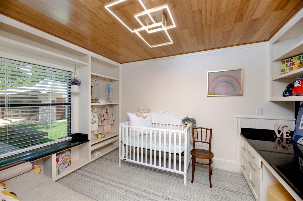 Lake Terrace - Residential