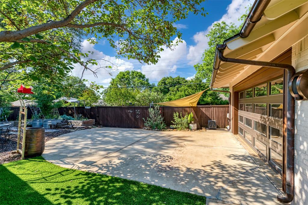 Lake Terrace - Residential