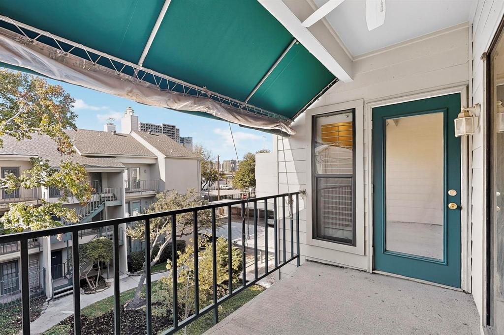 Bryan Place Condo - Residential