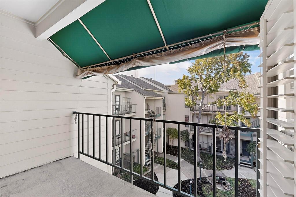 Bryan Place Condo - Residential