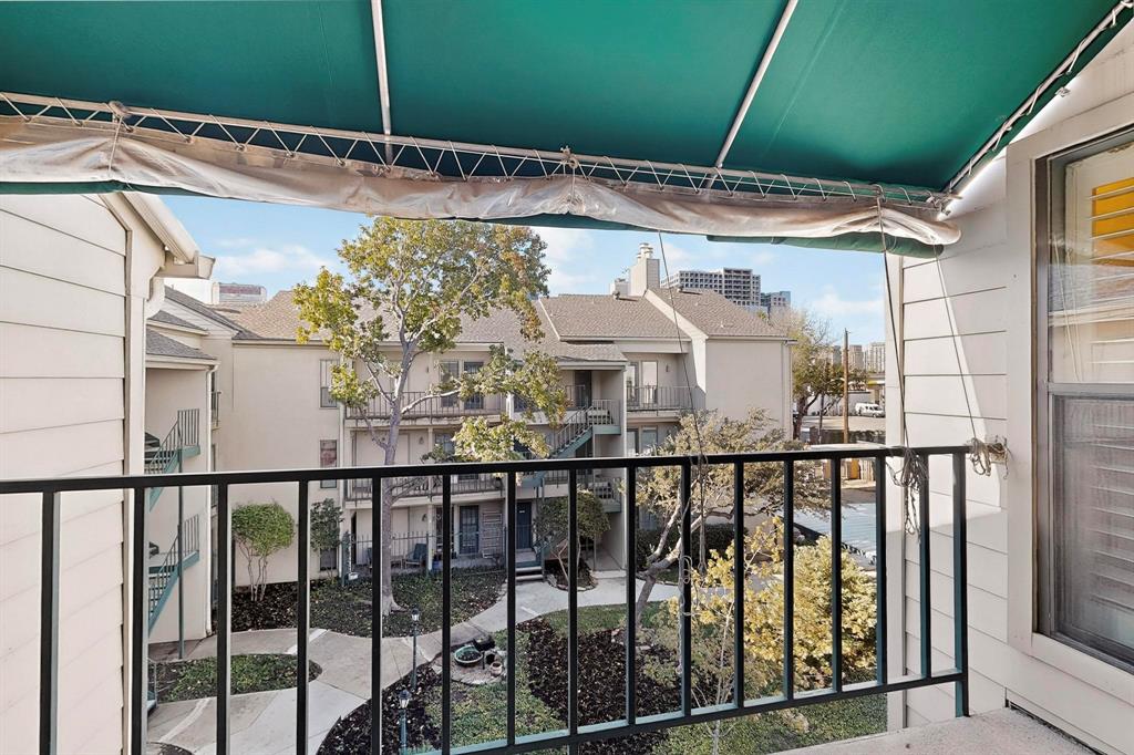 Bryan Place Condo - Residential