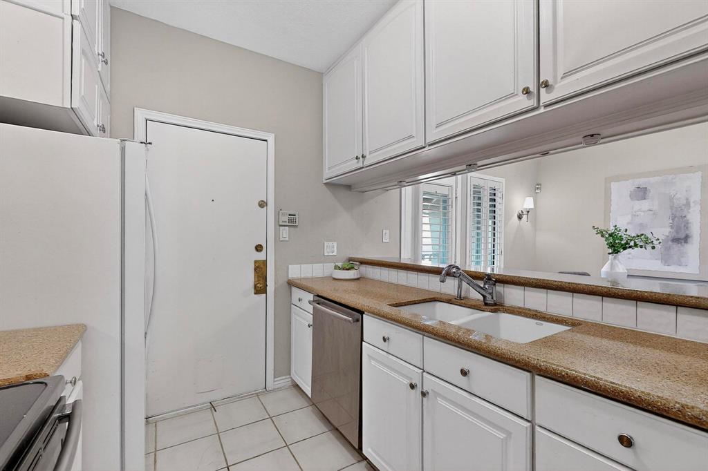 Bryan Place Condo - Residential