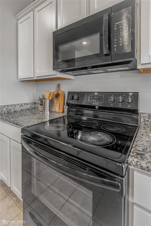 VICTORIA MEADOWS - Residential