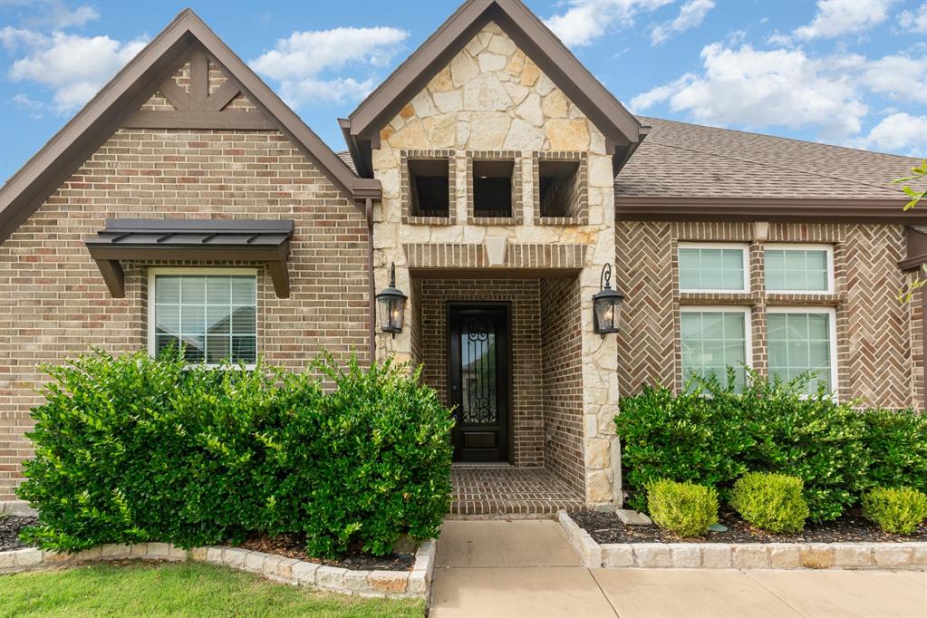 302 Micco Lane