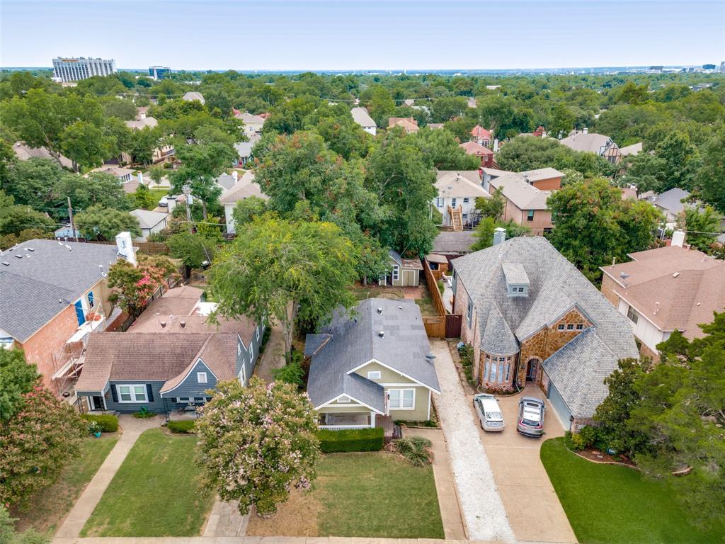 6226 Lakeshore Drive