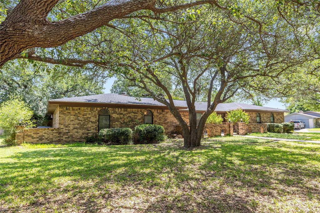 2801 Good Shepherd Drive