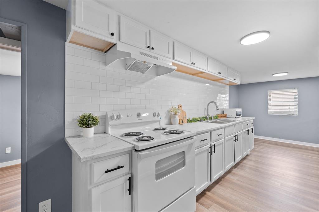 Lake Edge Harbor - Residential