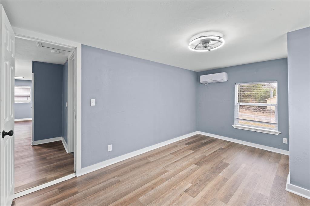 Lake Edge Harbor - Residential