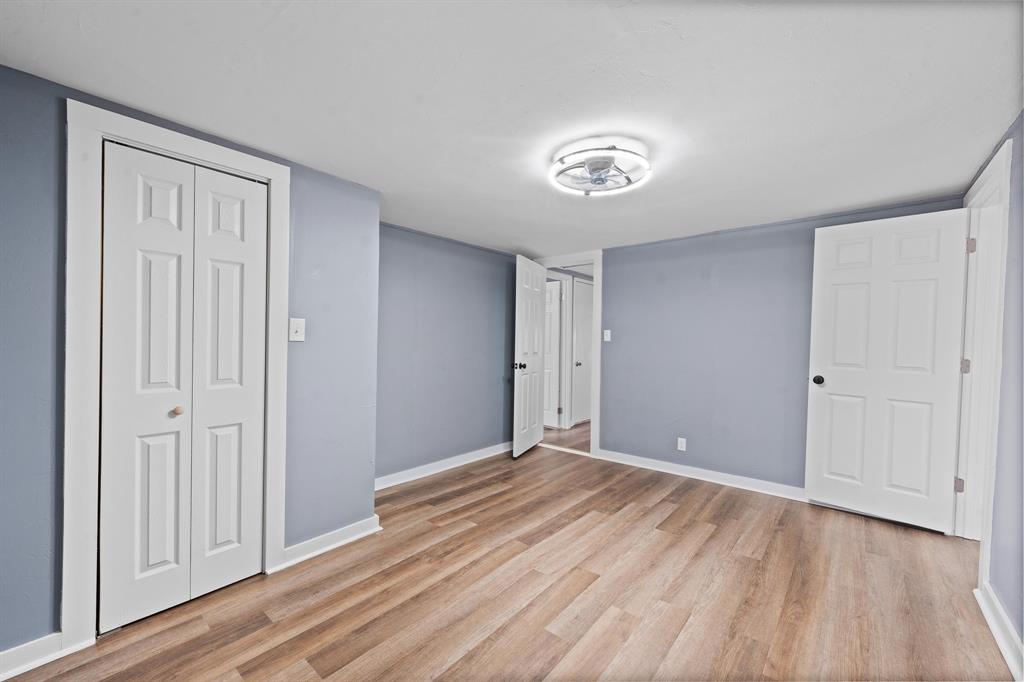 Lake Edge Harbor - Residential