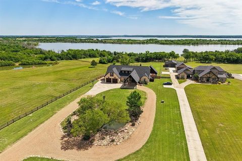 Photo of 2085 Switzer Road, Sanger, TX 76266 (MLS # 21265047)