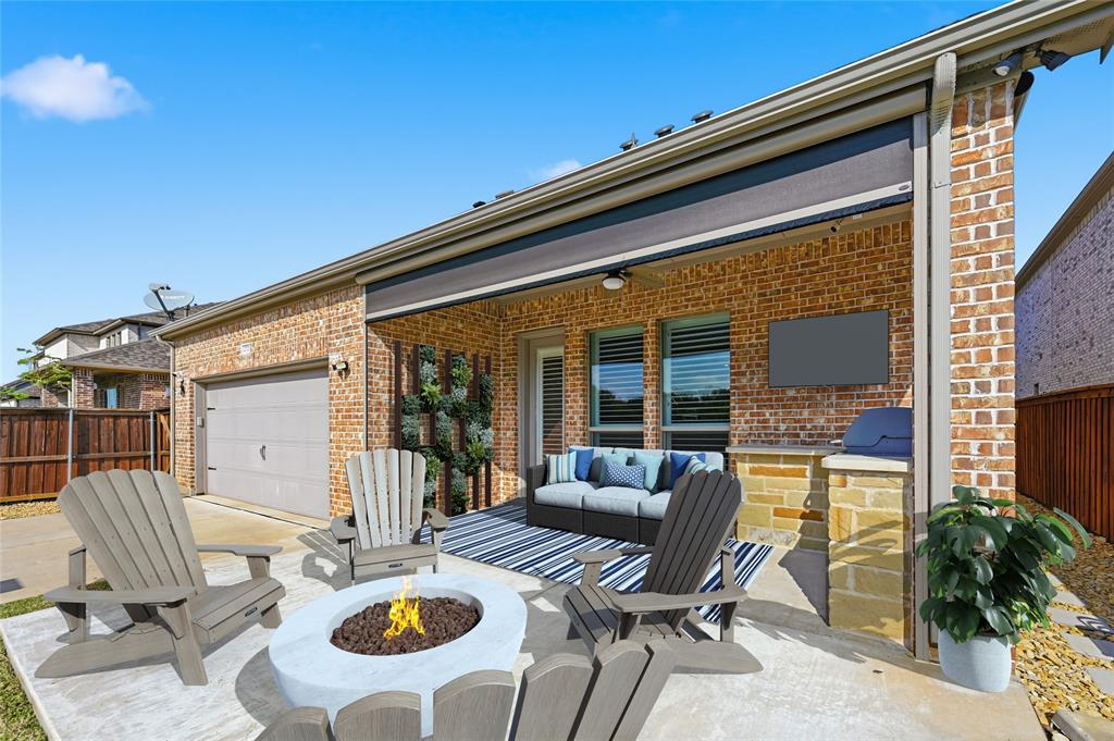 Farmers Branch, Texas 75234, United States, 4 Bedrooms Bedrooms, ,3 BathroomsBathrooms,Residential,Active,235996