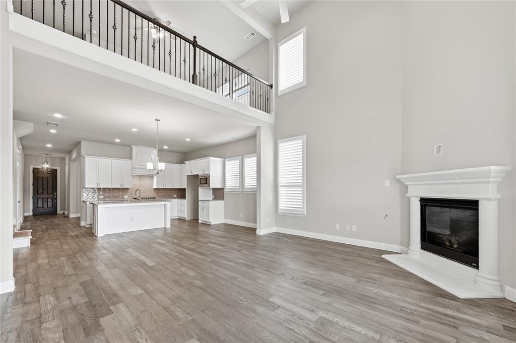 Farmers Branch, Texas 75234, United States, 4 Bedrooms Bedrooms, ,3 BathroomsBathrooms,Residential,Active,235996