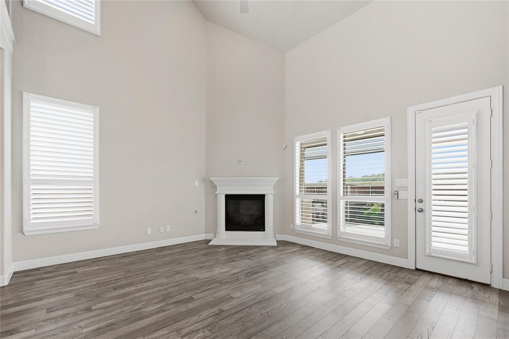 Farmers Branch, Texas 75234, United States, 4 Bedrooms Bedrooms, ,3 BathroomsBathrooms,Residential,Active,235996