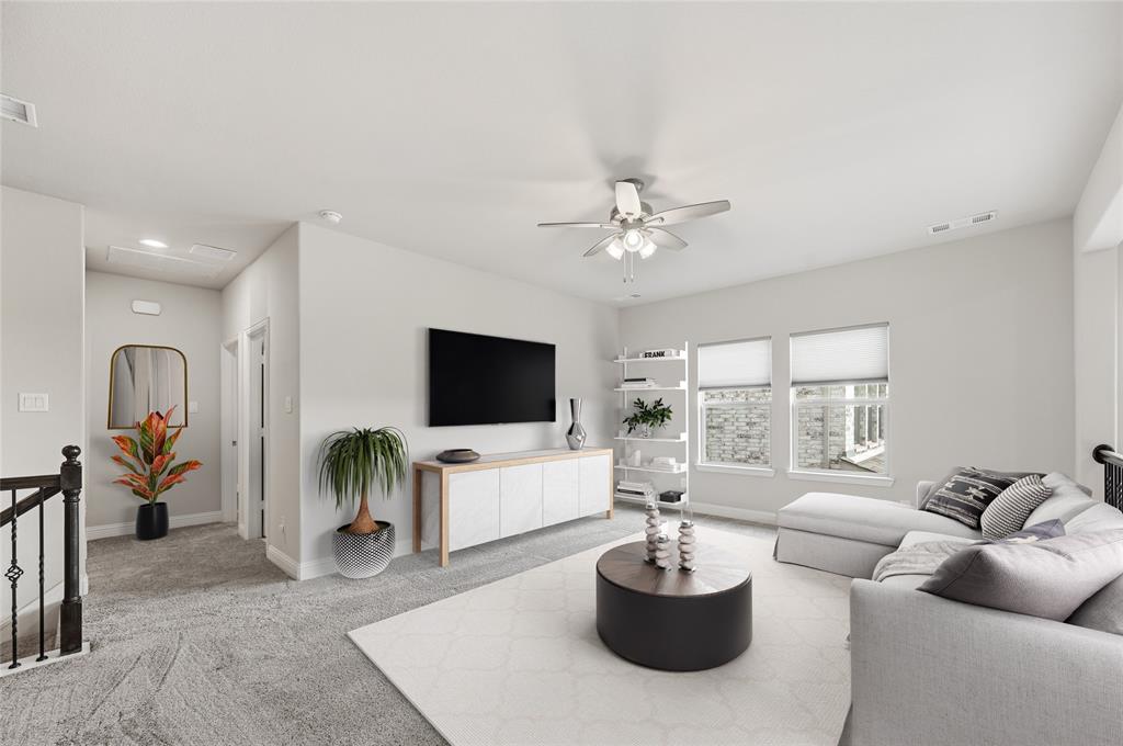 Farmers Branch, Texas 75234, United States, 4 Bedrooms Bedrooms, ,3 BathroomsBathrooms,Residential,Active,235996