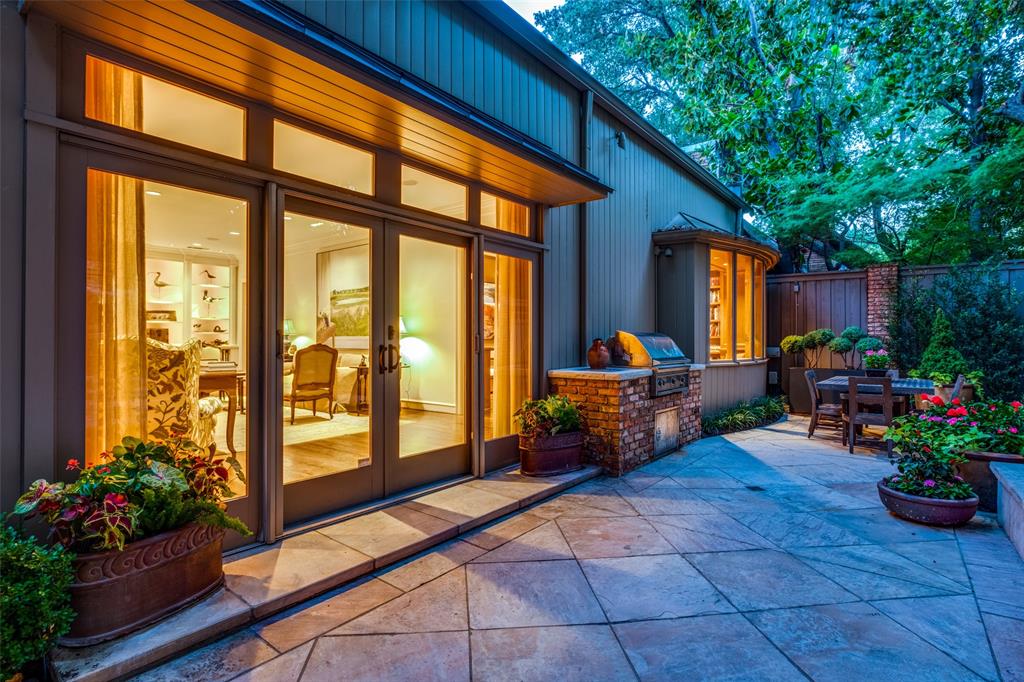 Briarwood Place - Residential