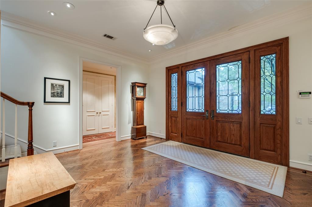 Briarwood Place - Residential