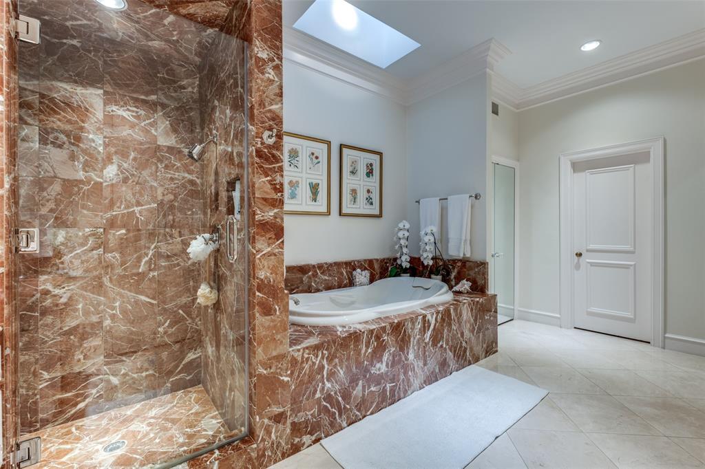 Briarwood Place - Residential