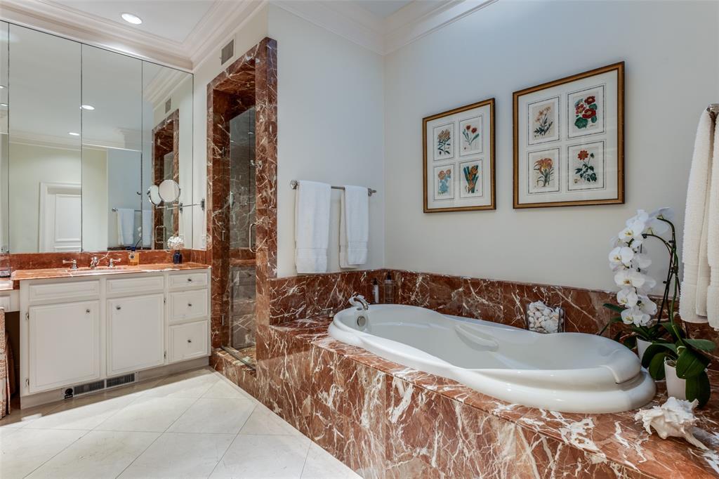 Briarwood Place - Residential